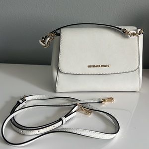 Micheal Kors White Purse